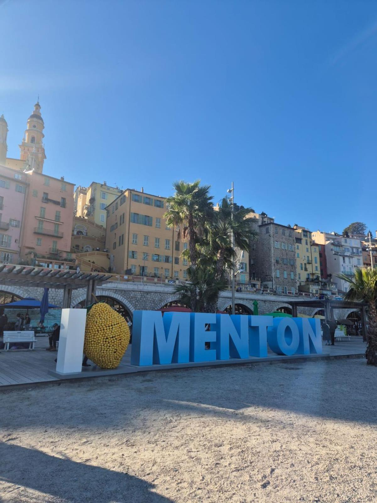 Zara Lägenhet Menton Exteriör bild